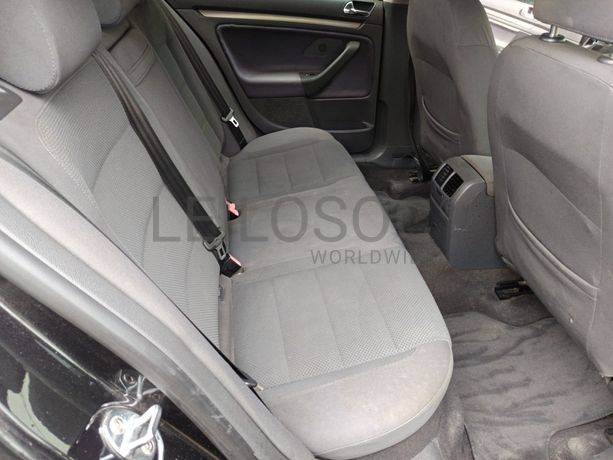 Volkswagen Golf · Ano 2005