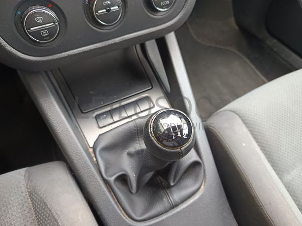 Volkswagen Golf · Ano 2005