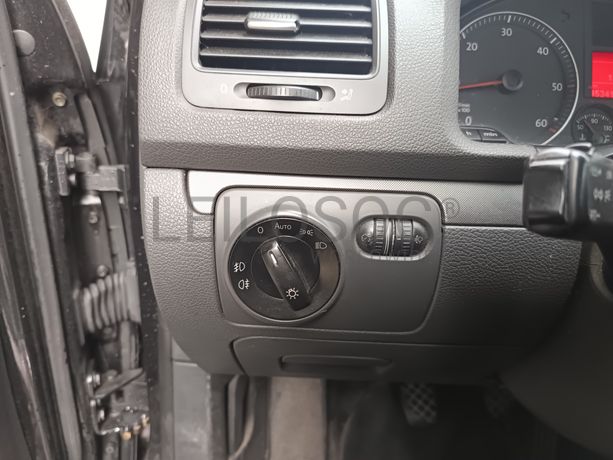 Volkswagen Golf · Ano 2005