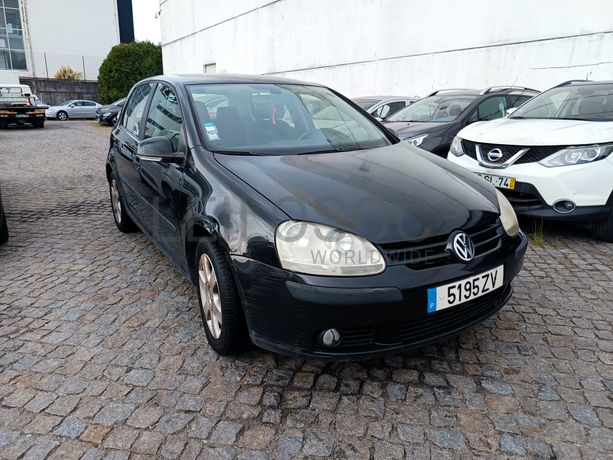 Volkswagen Golf · Ano 2005