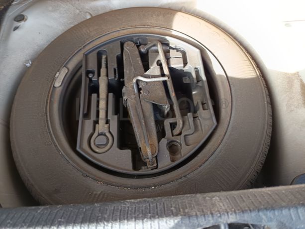 Peugeot 207 · Ano 2011