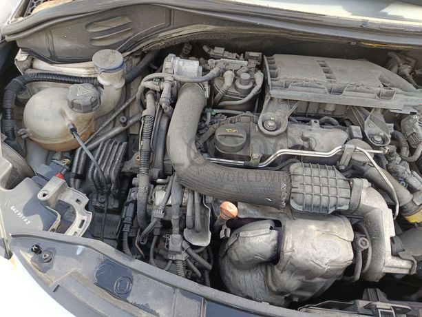 Peugeot 207 · Ano 2011