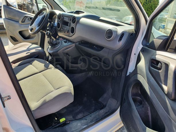 Peugeot Partner · Ano 2016