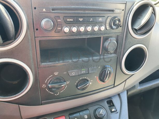 Peugeot Partner · Ano 2016