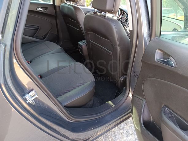 Opel Astra · Ano 2016