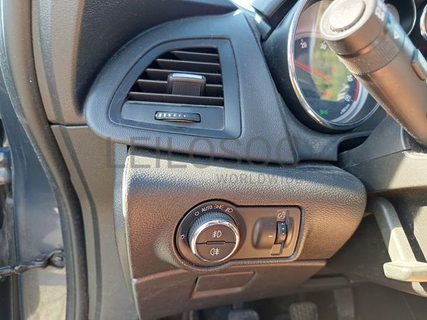 Opel Astra · Ano 2016