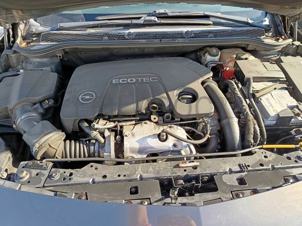 Opel Astra · Ano 2016