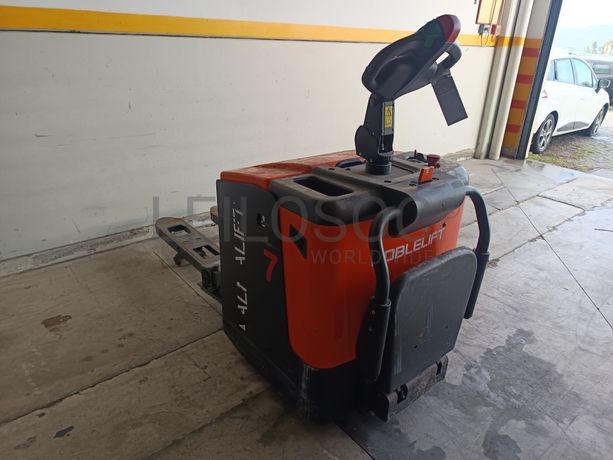 Porta Paletes Elétrico Noblelift · Ano 2023