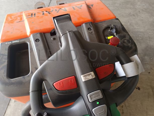 Porta Paletes Elétrico Noblelift · Ano 2023