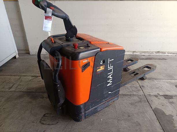 Porta Paletes Elétrico Noblelift · Ano 2023