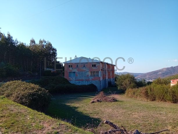 Terreno para Construção com 430 m² · Raiva, Castelo de Paiva