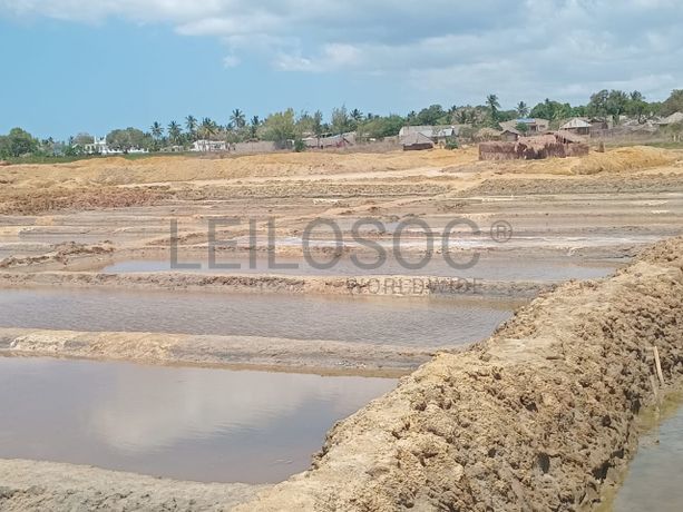 Propriedade de 15,687 ha com Salinas e Represas - Ilha de Moçambique