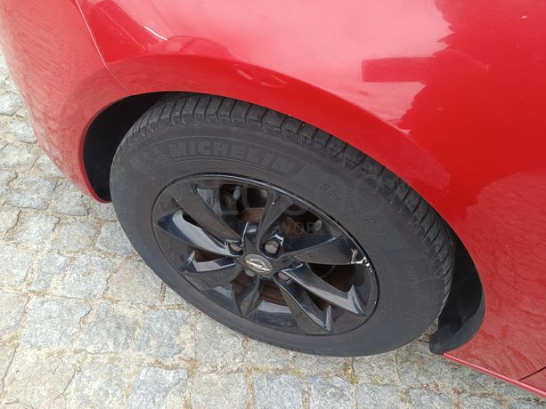 Opel Adam · Gasolina/GPL · Ano 2017
