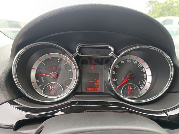 Opel Adam · Gasolina/GPL · Ano 2017