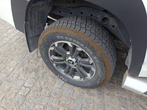 Mitsubishi L200 2.3 DI-D 4 WD Space CAB · Ano 2022