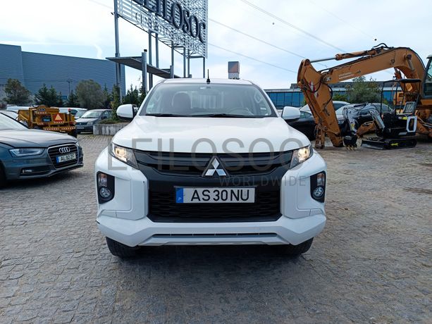 Mitsubishi L200 2.3 DI-D 4 WD Space CAB · Ano 2022