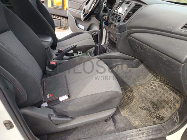 Mitsubishi L200 2.3 DI-D 4 WD Space CAB · Ano 2022