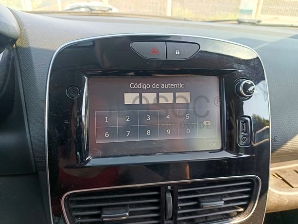 Renault Clio · Ano 2018