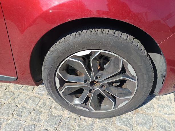 Renault Clio · Ano 2018