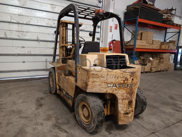 Empilhador CAT V60E