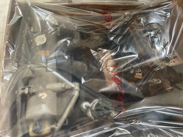 Mini Pá Carregadora Komatsu · Ano 2010