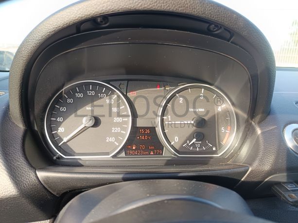 BMW 118d · Ano 2011