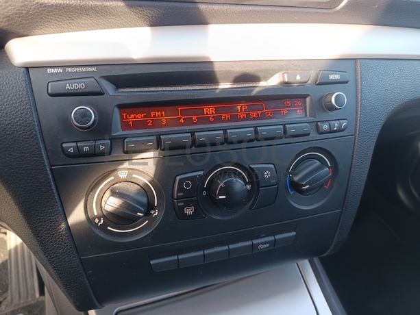 BMW 118d · Ano 2011