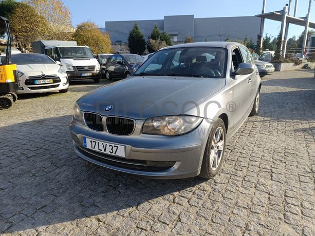 BMW 118d · Ano 2011