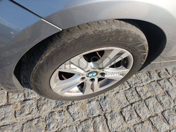 BMW 118d · Ano 2011