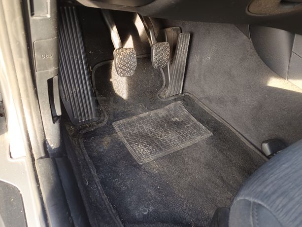 BMW 118d · Ano 2011