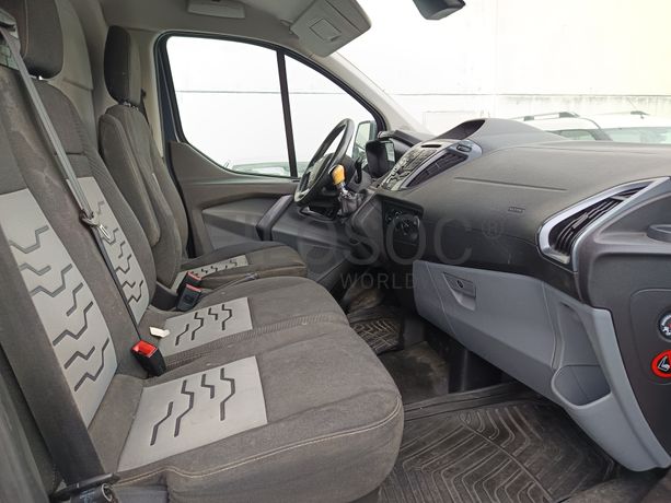 Ford Transit Custom · Ano 2014