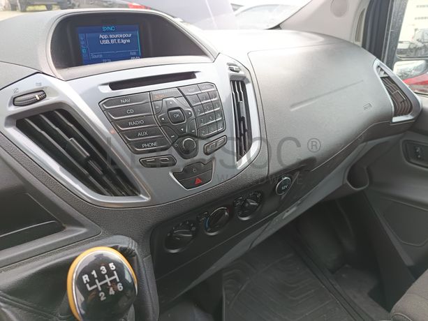 Ford Transit Custom · Ano 2014