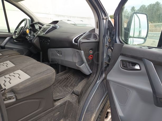 Ford Transit Custom · Ano 2014