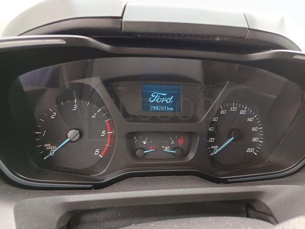 Ford Transit Custom · Ano 2014