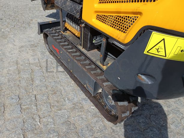 Mini Giratória Infront YFE16 · Ano 2022