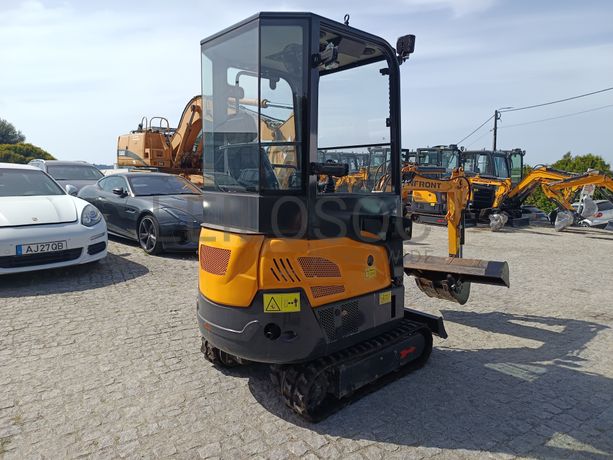 Mini Giratória Infront YFE16 · Ano 2022