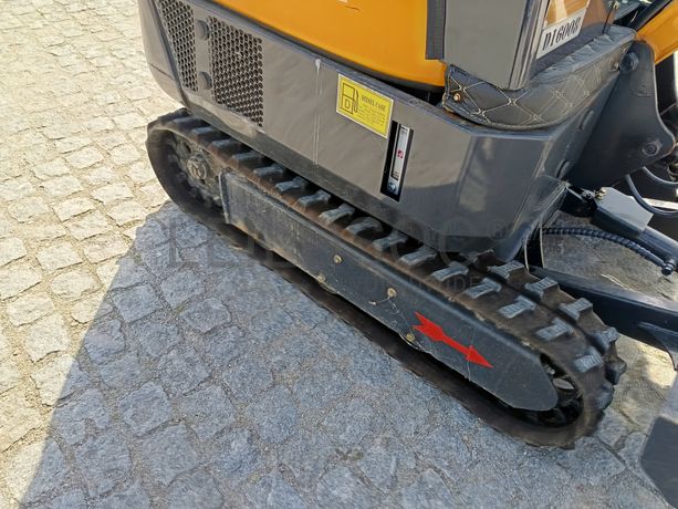 Mini Giratória Infront YFE16 · Ano 2022