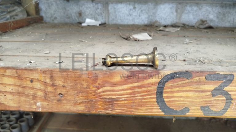 Batentes de Porta Latão