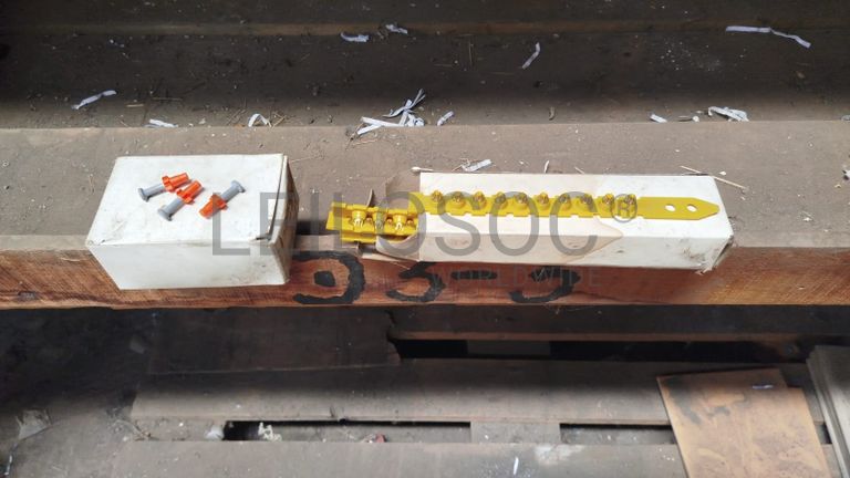 Rebites e Balas amarelas