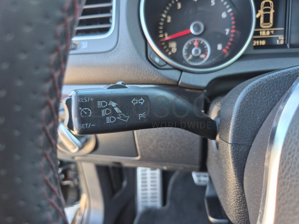 Volkswagen Golf · Ano 2009