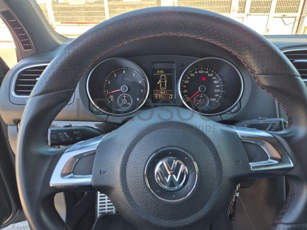 Volkswagen Golf · Ano 2009