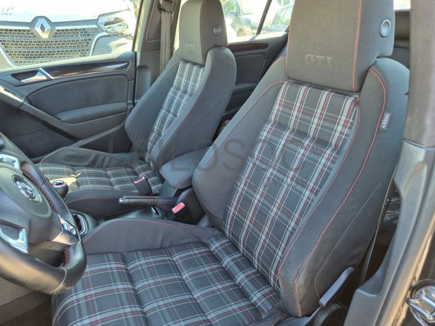 Volkswagen Golf · Ano 2009