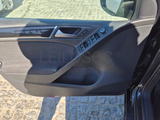 Volkswagen Golf · Ano 2009