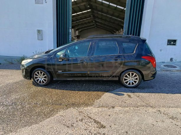 Peugeot 308 · Ano 2010
