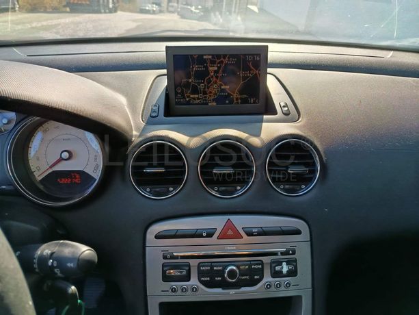 Peugeot 308 · Ano 2010