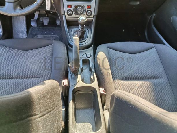 Peugeot 308 · Ano 2010