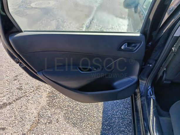 Peugeot 308 · Ano 2010