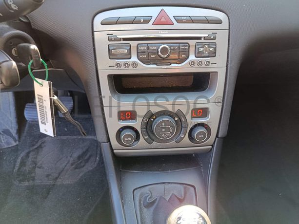 Peugeot 308 · Ano 2010