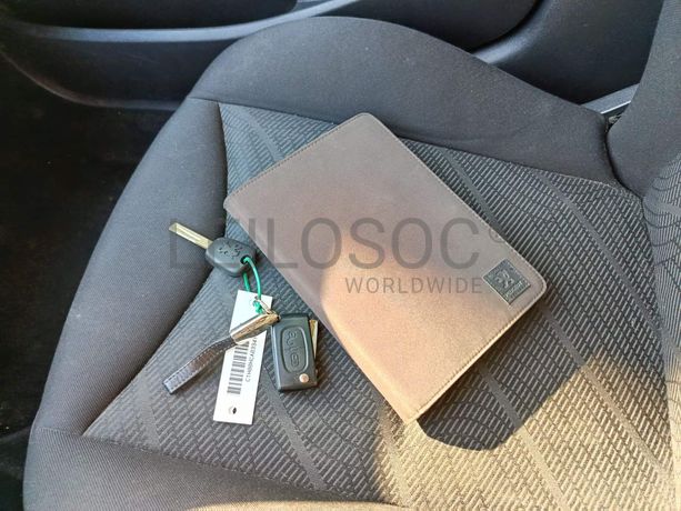 Peugeot 308 · Ano 2010