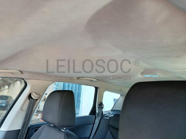 Peugeot 308 · Ano 2010